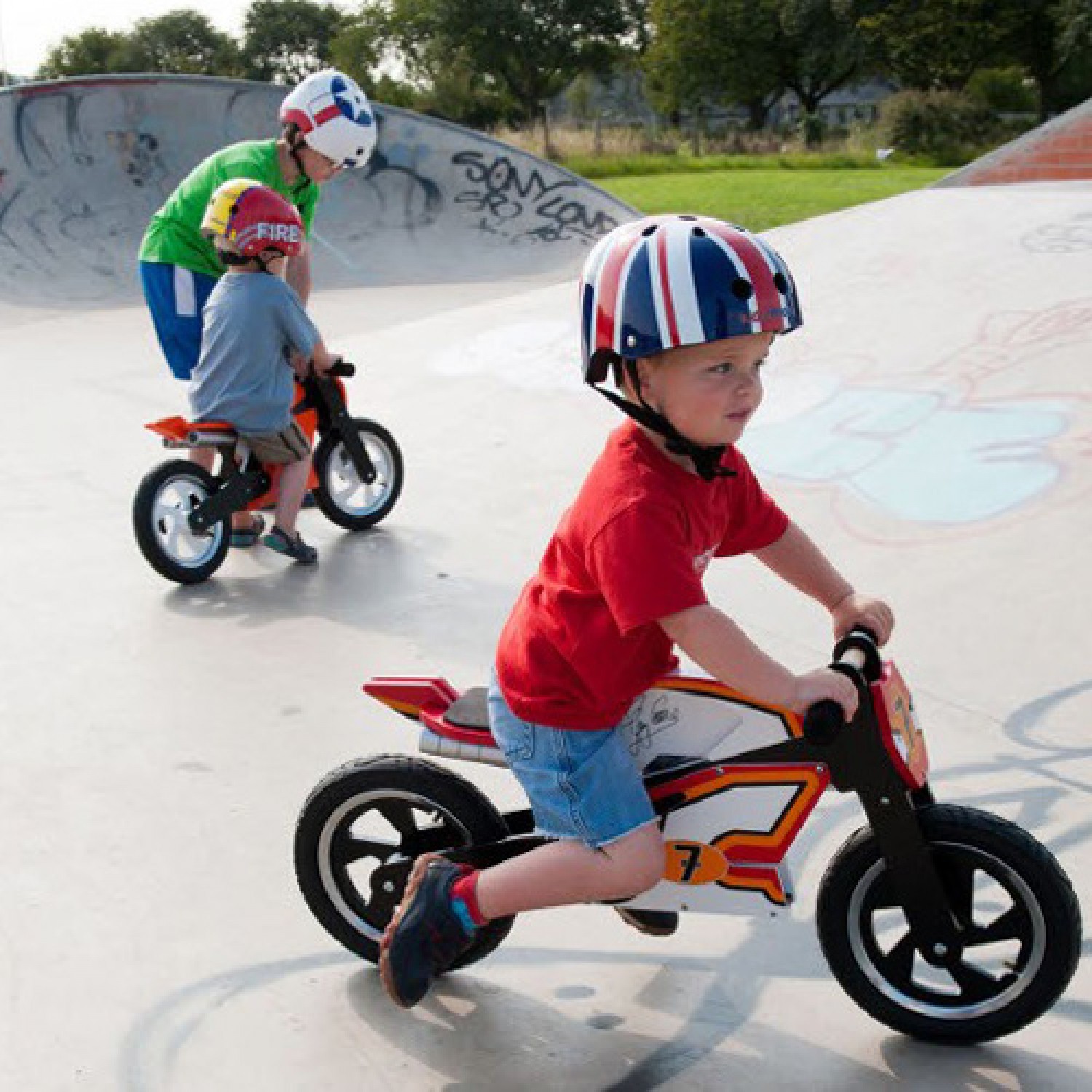 Kiddimoto BARRY SHEENE Enfants Vélo Scooter Skate Casque enfant Kids