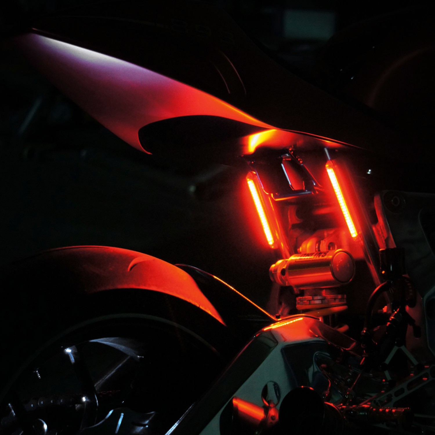 Feu Arrière Moto LED Highsider STRIPE Noir - 4054783032167 - Piece