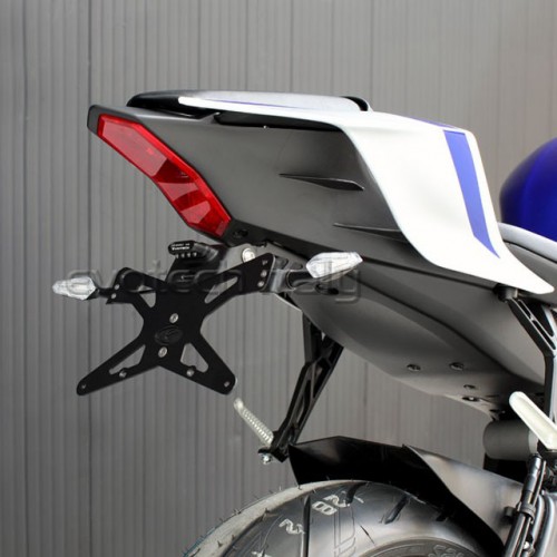 Support Plaque D'immatriculation Moto Pour Yamaha YZF-R6 2006-2023 - Kit Aluminium Noir Avec éclairage LED